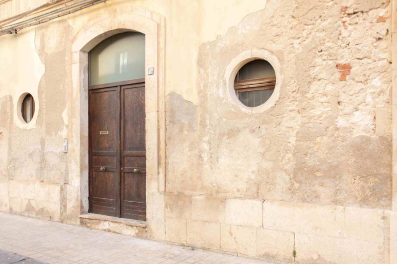 Ortigia Sunset Apartments - Xenia Sicily Villas Szirakúza Kültér fotó