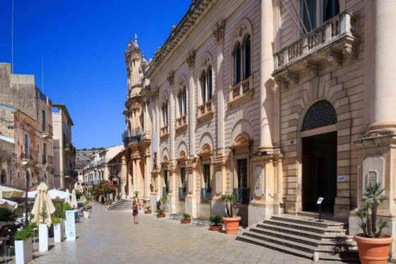 Ortigia Sunset Apartments - Xenia Sicily Villas Szirakúza Kültér fotó